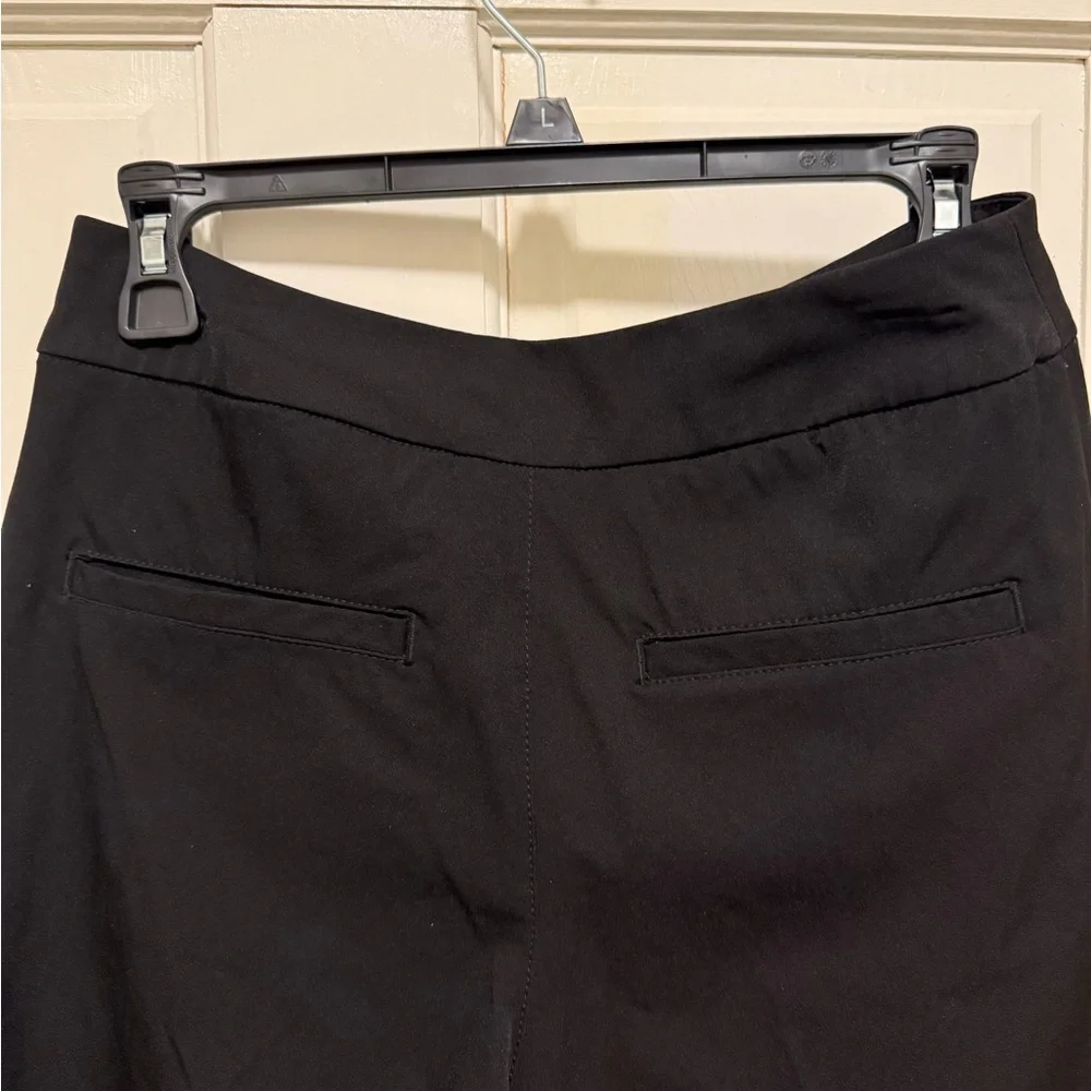 NWOT Tommy Bahama Active Black Women's Bermuda Golf Quick Dry Shorts-Size S - Picture 2 of 5